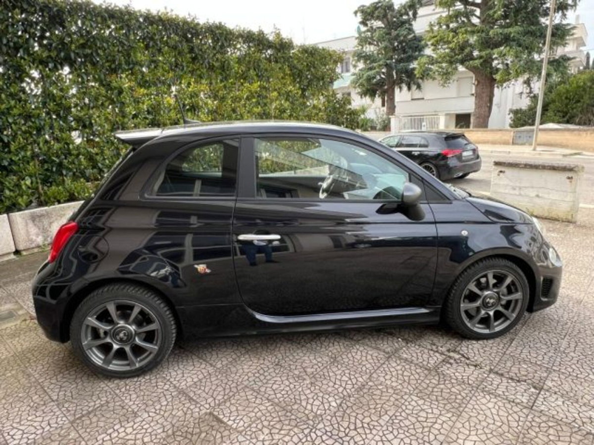 Abarth 595 595 1.4 Turbo T-Jet 165 CV (7)