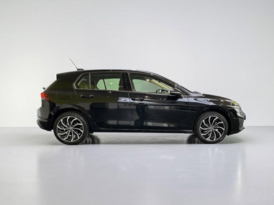 Volkswagen Golf 1.0 eTSI EVO DSG Life (5)
