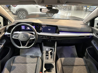 Volkswagen Golf 1.0 eTSI EVO DSG Life (8)