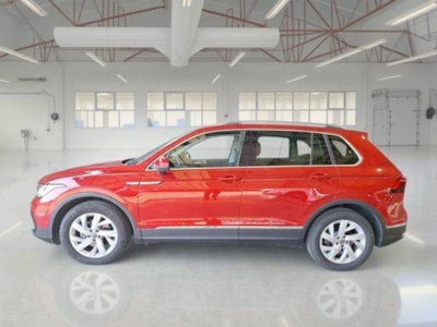 Volkswagen Tiguan 2.0 TDI 150 CV SCR DSG 4MOTION Elegance (7)