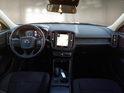 Volvo XC40 T2 Momentum Core (7)