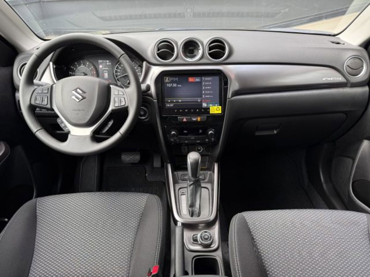 Suzuki Vitara 1.4h Top Kuro 4wd allgrip 110cv (7)
