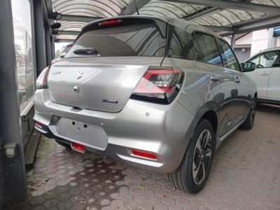 Suzuki Swift 1.2h Waku 2wd (4)