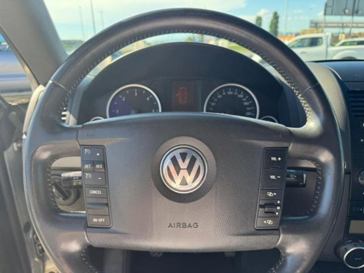 Volkswagen Touareg R5 TDI DPF Exclusive (10)