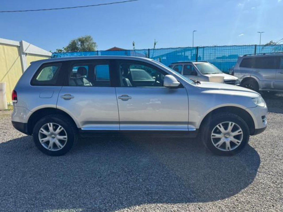 Volkswagen Touareg R5 TDI DPF Exclusive (4)