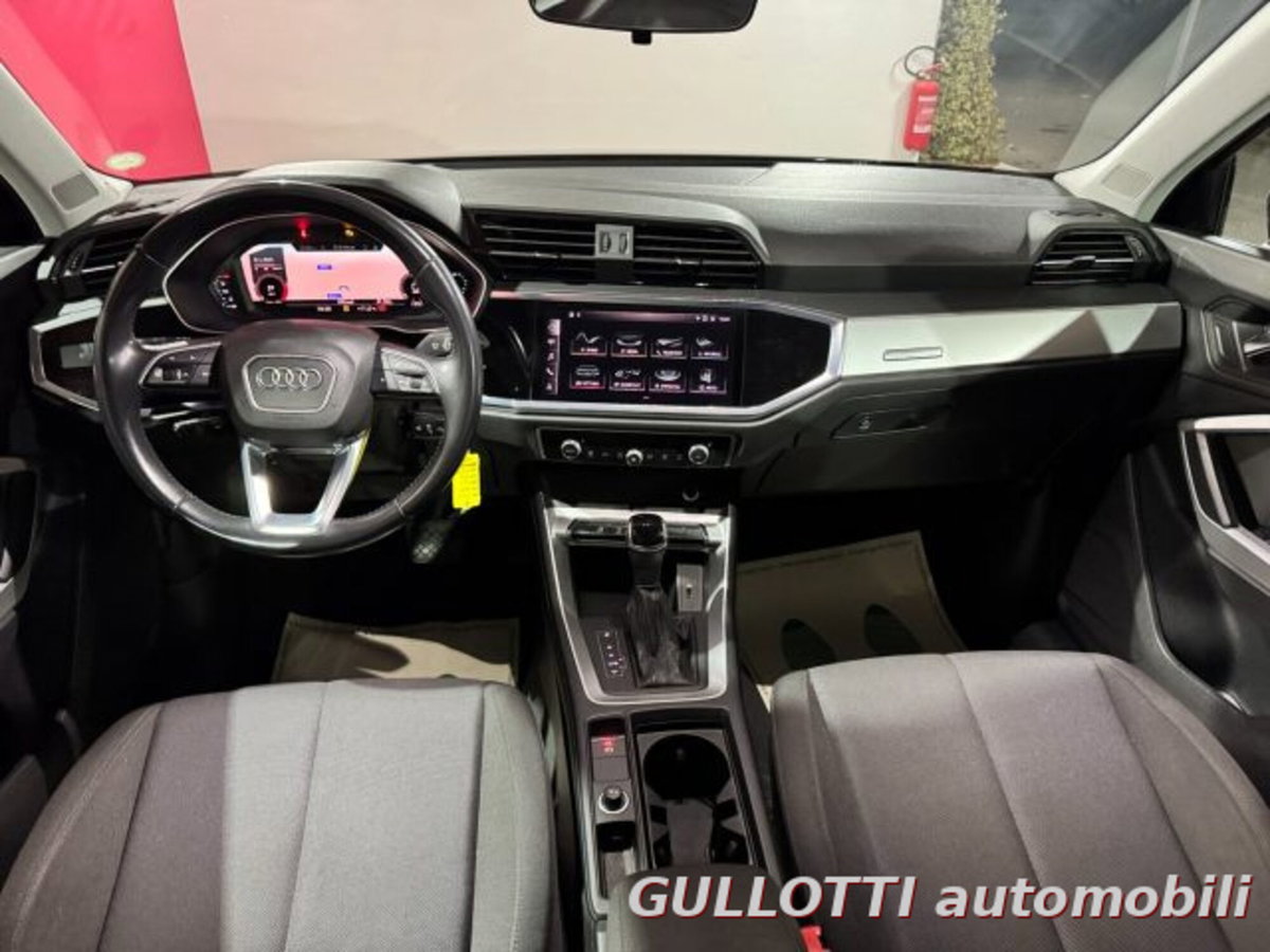 Audi Q3 Sportback 2.0 tdi Business 150cv s-tronic (12)