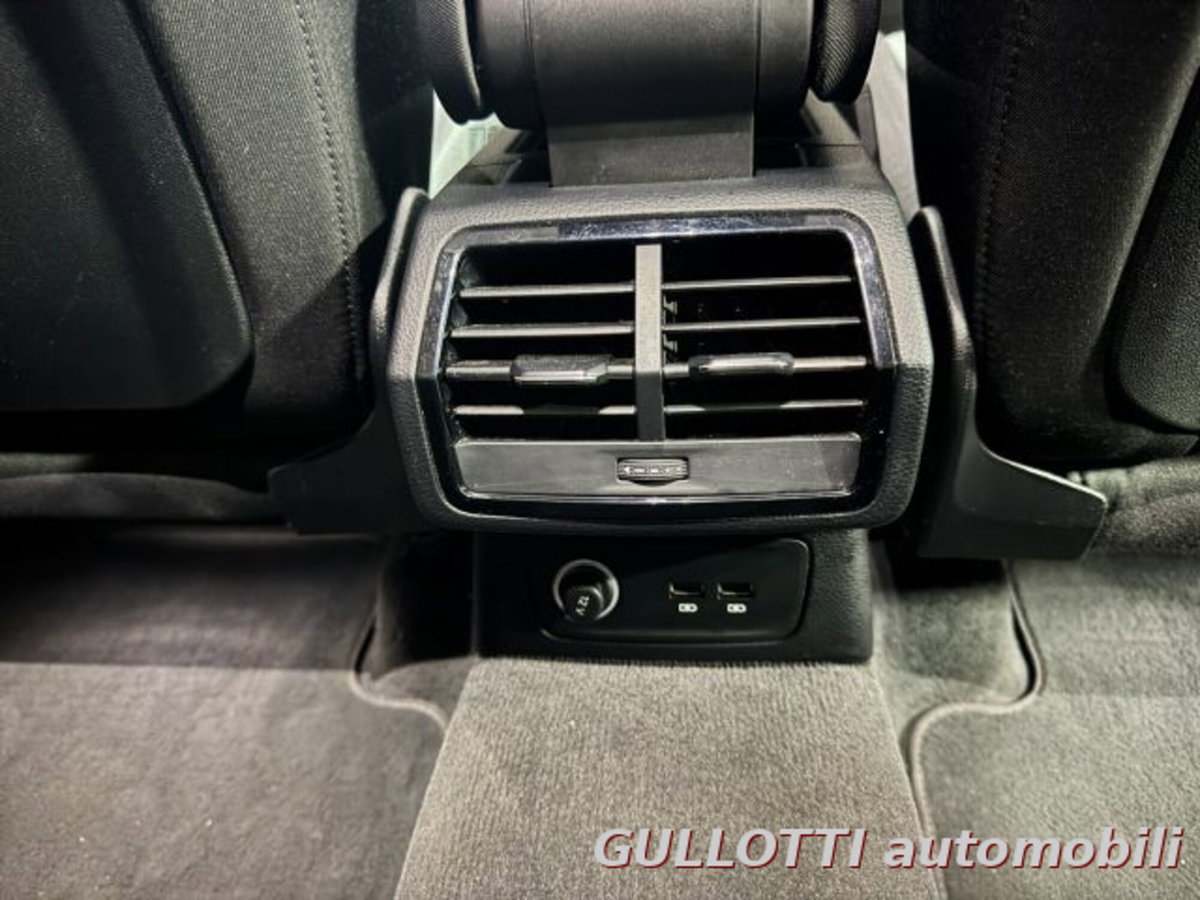 Audi Q3 Sportback 2.0 tdi Business 150cv s-tronic (19)