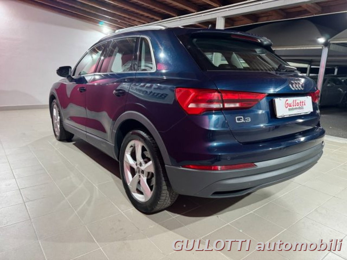 Audi Q3 Sportback 2.0 tdi Business 150cv s-tronic (4)