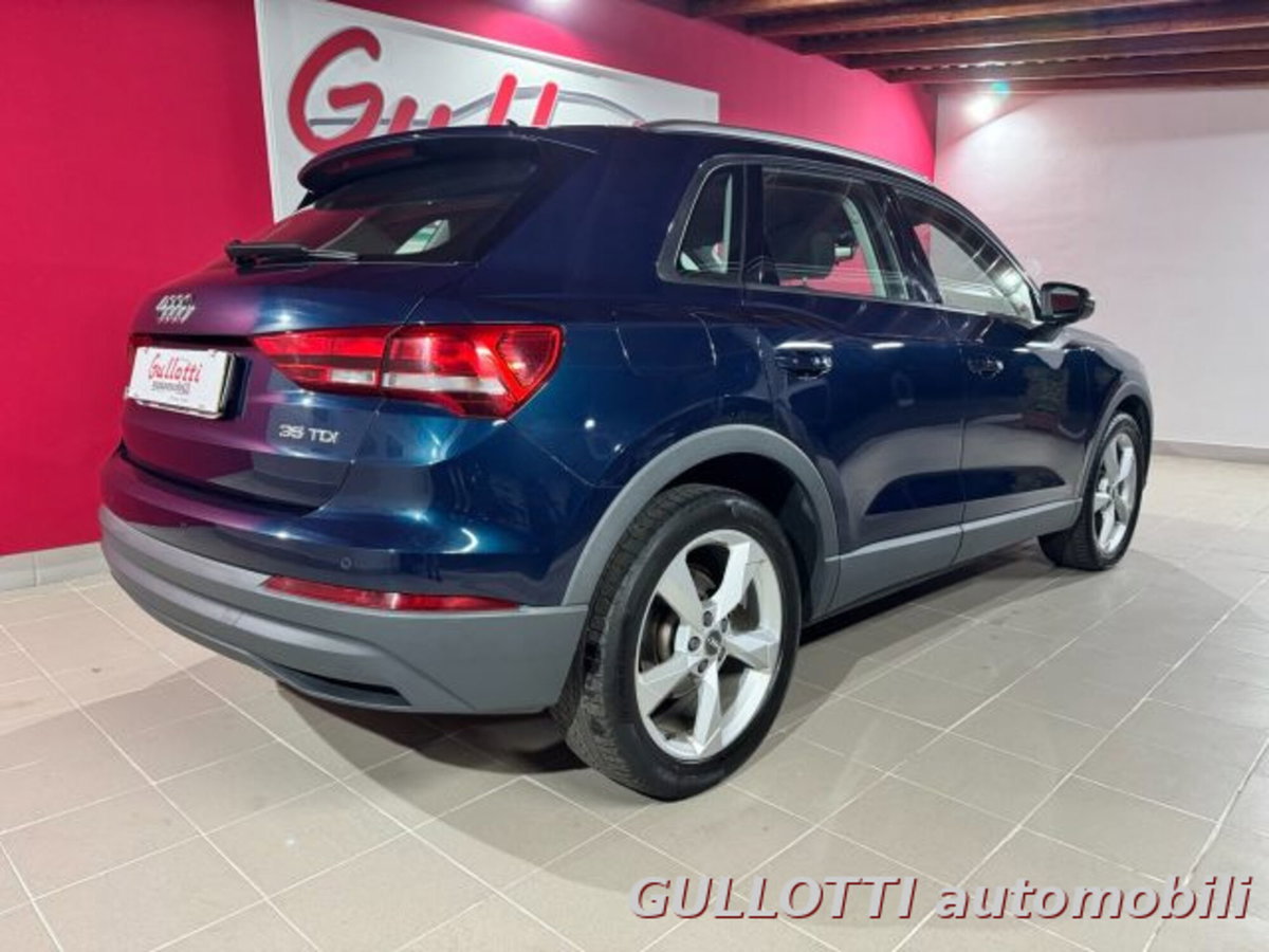 Audi Q3 Sportback 2.0 tdi Business 150cv s-tronic (6)
