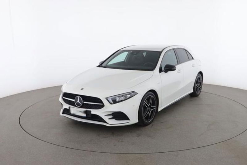 Mercedes-Benz Classe A Sedan 180 d AMG Line Premium Plus auto