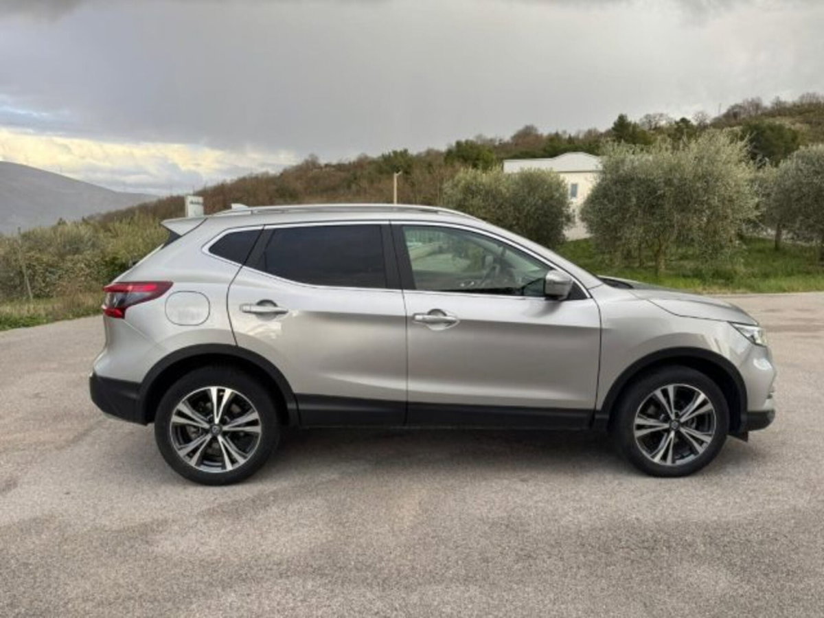 Nissan Qashqai 1.5 dCi 115 CV Tekna (6)