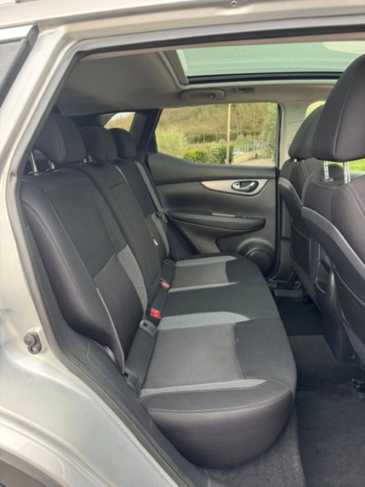 Nissan Qashqai 1.5 dCi 115 CV Tekna (8)