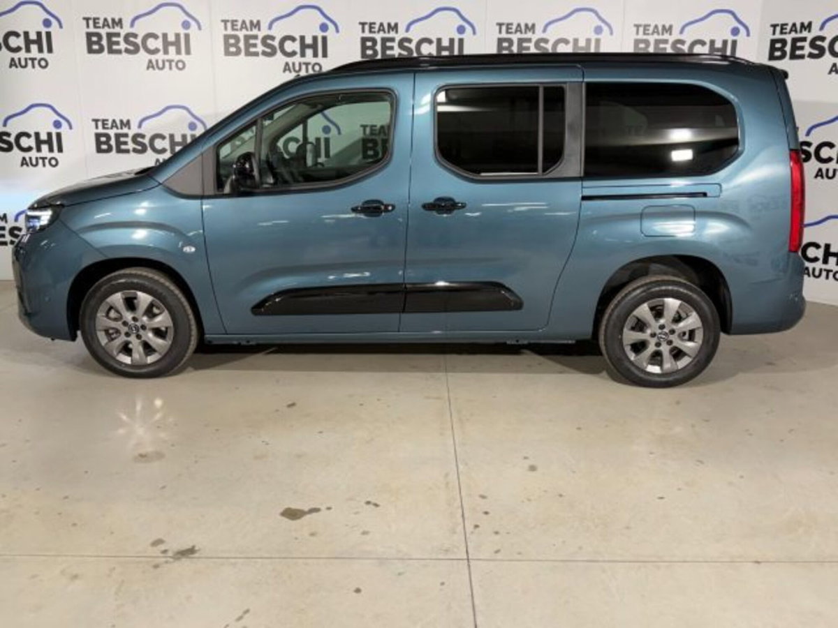 Opel Combo Life 1.5D 130 S&S MT6 Elegance XL 7 Posti (2)