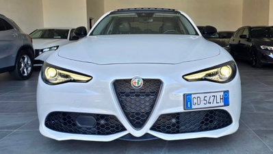 Alfa Romeo Giulia 2.2 Turbodiesel 210 CV AT8 AWD Q4 Veloce (2)