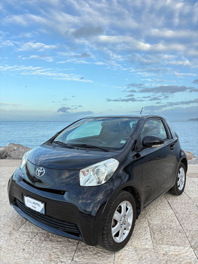 Toyota iQ 1.0 Sol usata