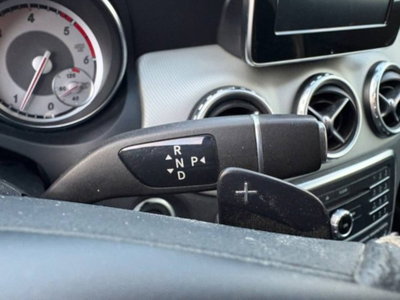 Mercedes-Benz GLA SUV 220 d Automatic 4Matic Sport (15)