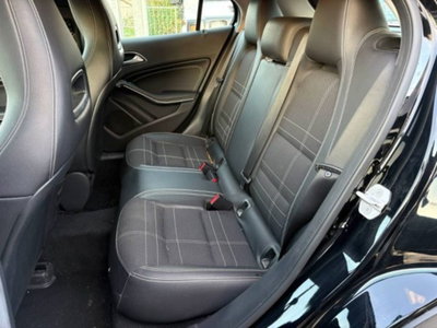 Mercedes-Benz GLA SUV 220 d Automatic 4Matic Sport (18)