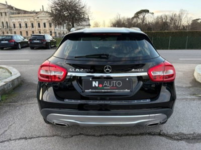 Mercedes-Benz GLA SUV 220 d Automatic 4Matic Sport (4)