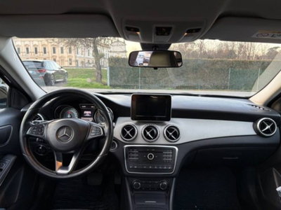 Mercedes-Benz GLA SUV 220 d Automatic 4Matic Sport (9)
