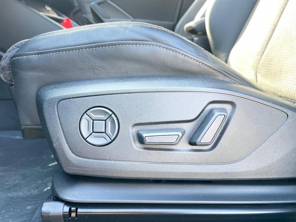 Audi Q3 40 TDI quattro S tronic S line edition (14)