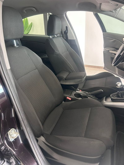 Alfa Romeo Giulietta 2.0 JTDm-2 Distinctive 140cv (13)