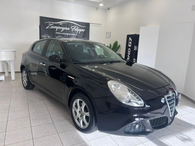 Alfa Romeo Giulietta 2.0 JTDm-2 Distinctive 140cv (3)