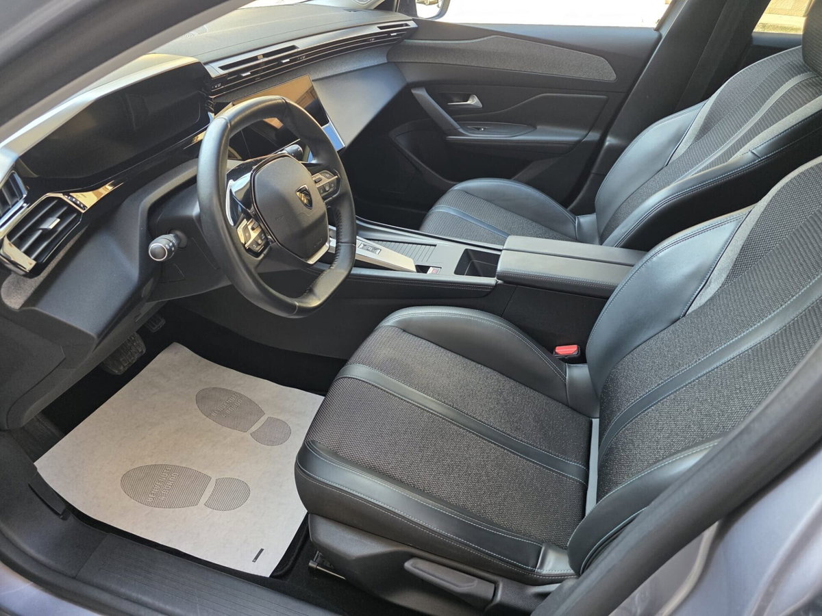 Peugeot 308 BlueHDi 130 S&S EAT8 Allure Pack (10)