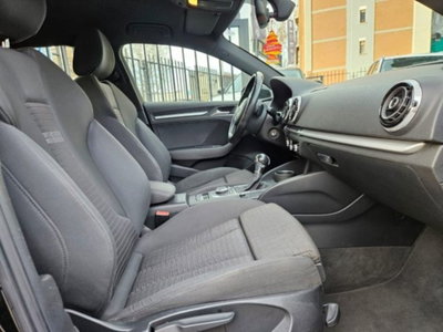 Audi A3 Sportback 1.6 TDI S tronic (9)