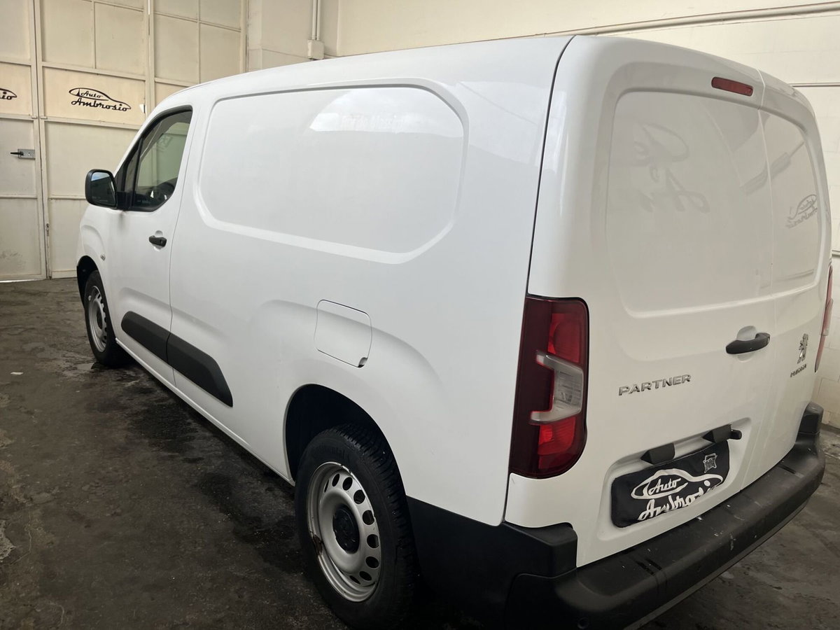 Peugeot Partner Furgone 1.5 bluehdi 100cv S&S L1 (4)