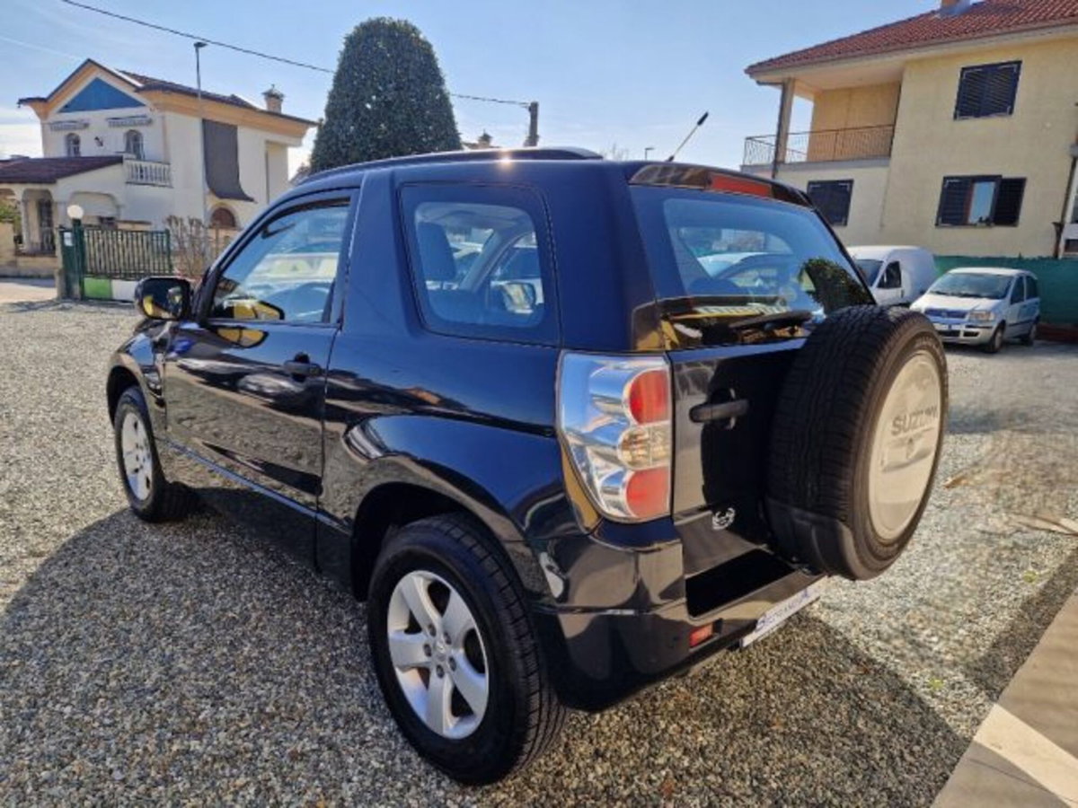 Suzuki Grand Vitara 1.6 16V 3 porte Offroad (6)