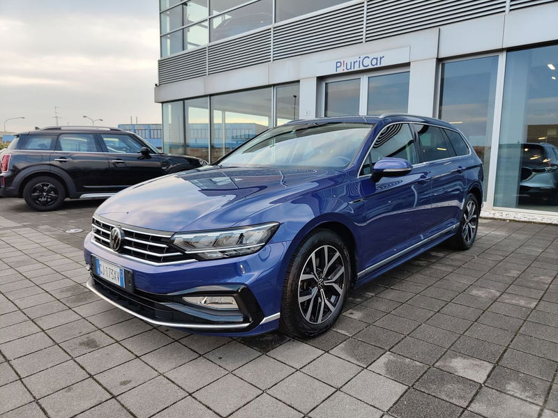 Volkswagen Passat 2.0 tdi scr R-Line 150cv dsg