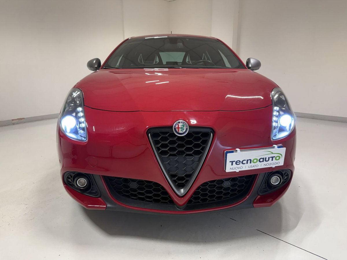 Alfa Romeo Giulietta 1750 turbo Veloce 240cv tct my17 (3)