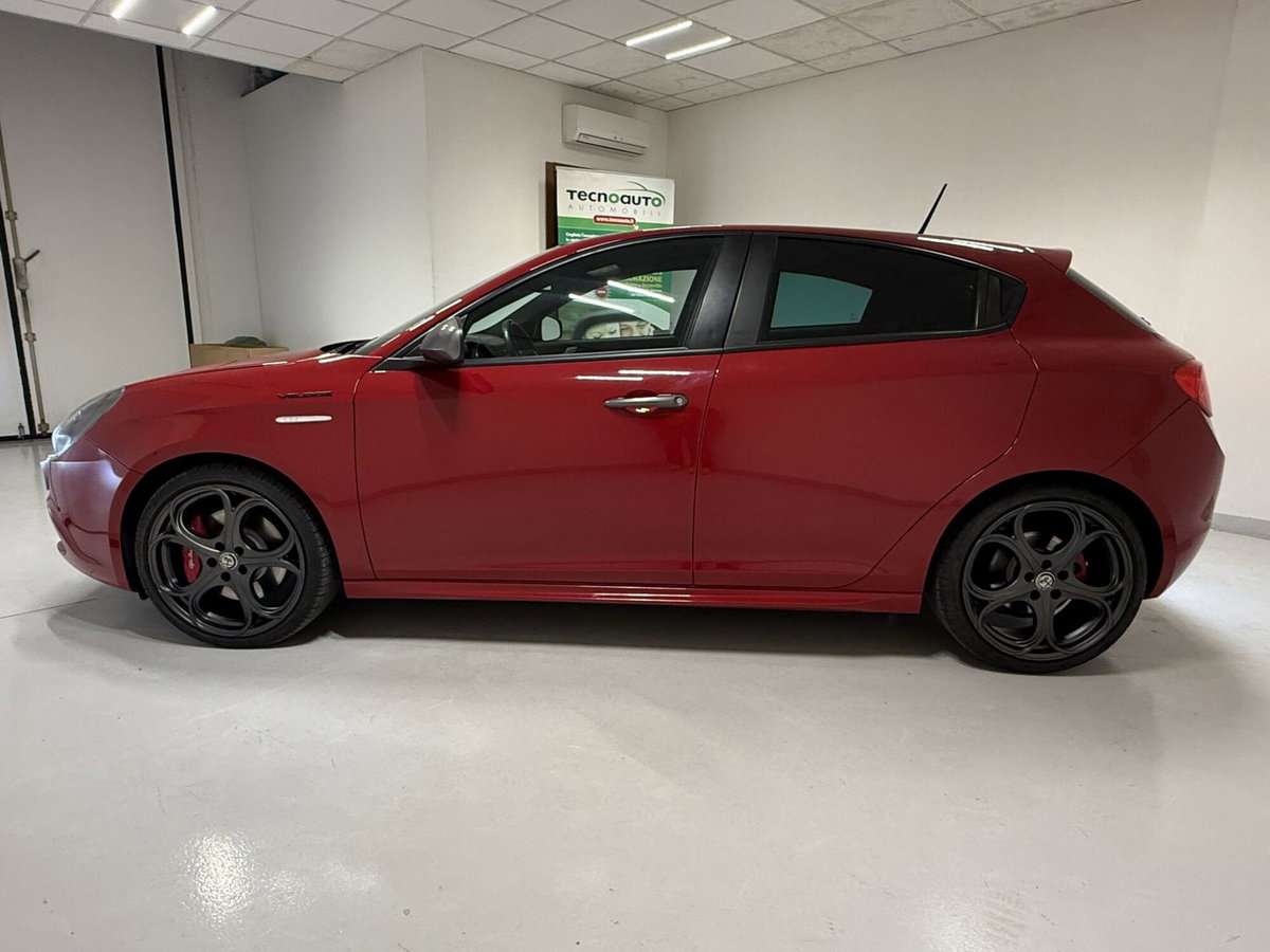 Alfa Romeo Giulietta 1750 turbo Veloce 240cv tct my17 (8)