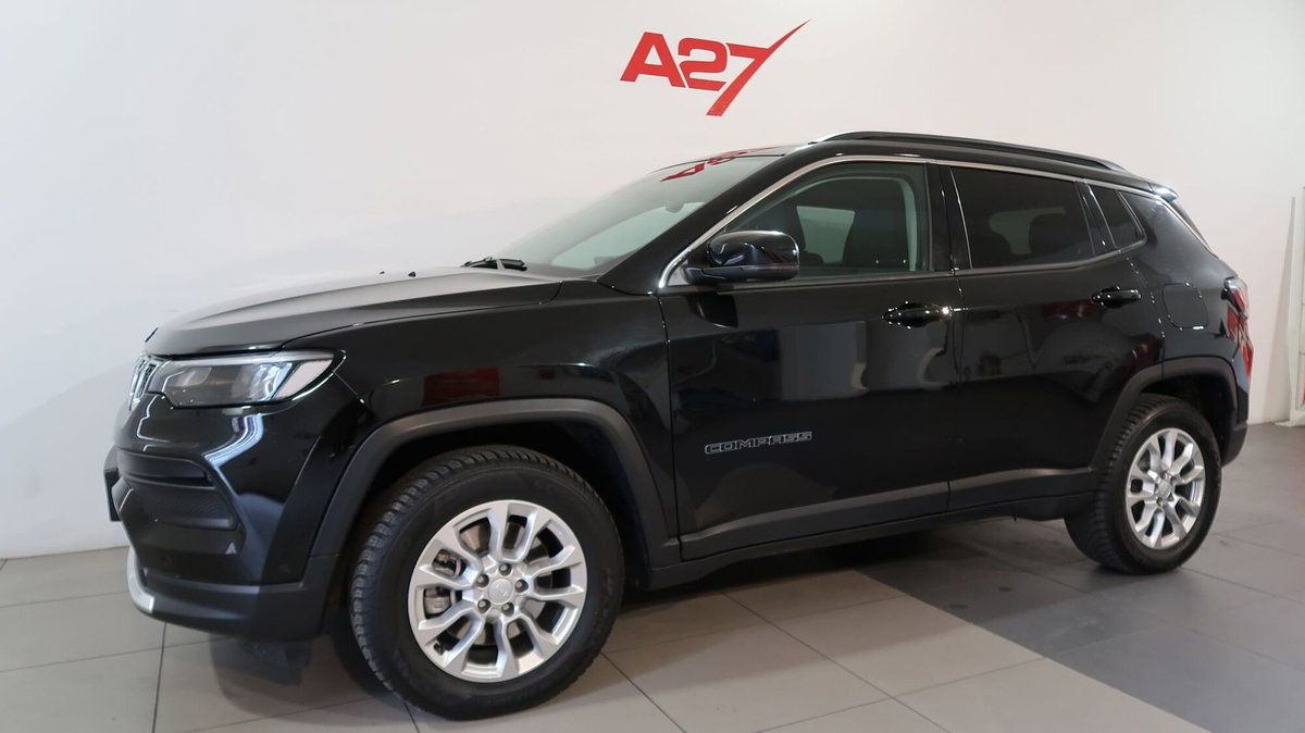 Jeep Compass 1.3 T4 190CV PHEV AT6 4xe Limited (17)