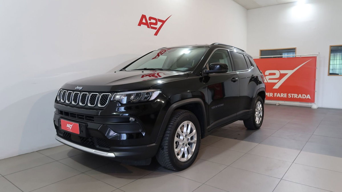 Jeep Compass 1.3 T4 190CV PHEV AT6 4xe Limited (3)