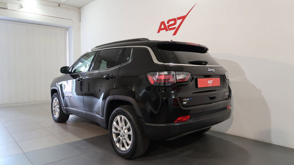 Jeep Compass 1.3 T4 190CV PHEV AT6 4xe Limited (7)