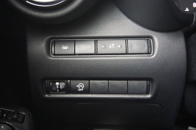 Nissan Juke 1.0 dig-t Acenta 114cv (19)