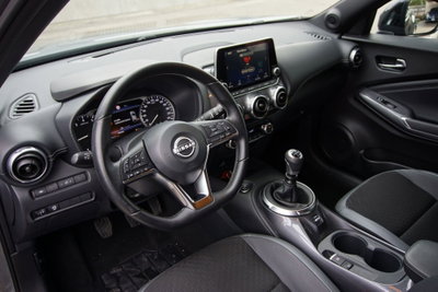Nissan Juke 1.0 dig-t Acenta 114cv (6)