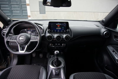 Nissan Juke 1.0 dig-t Acenta 114cv (8)