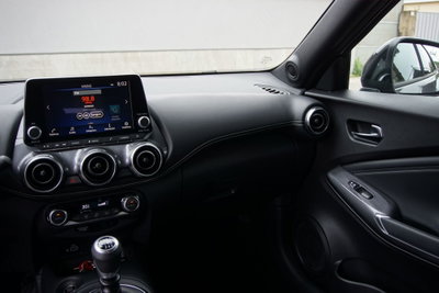 Nissan Juke 1.0 dig-t Acenta 114cv (9)