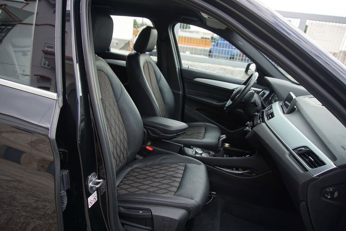 BMW X1 sDrive16d xLine Plus (11)