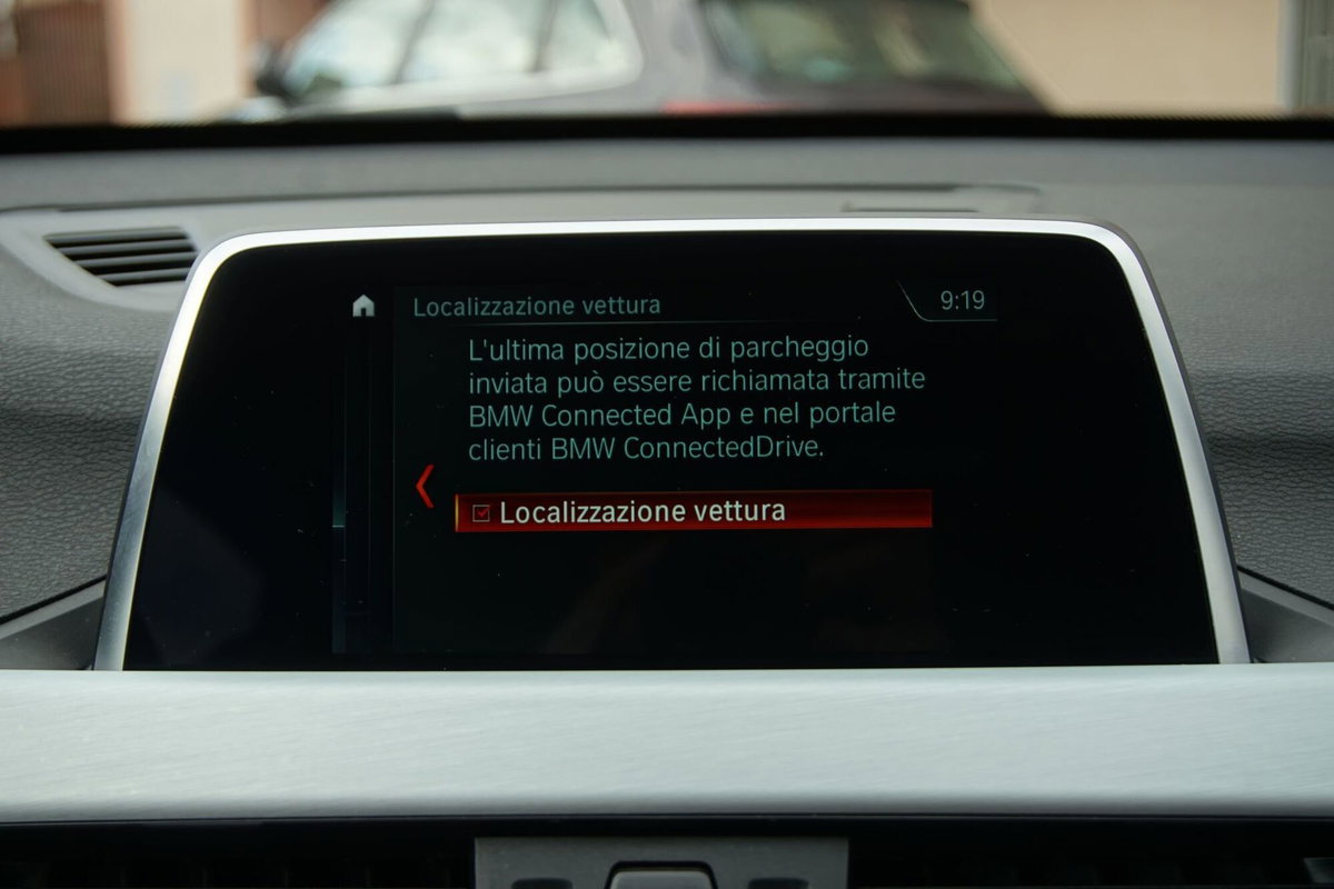 BMW X1 sDrive16d xLine Plus (14)