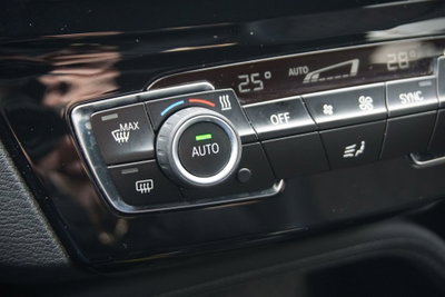 BMW X1 sDrive16d xLine Plus (18)