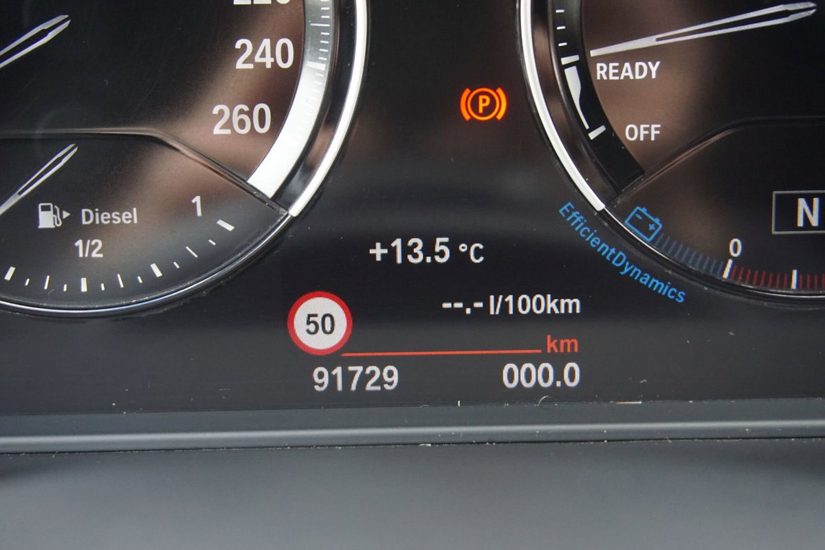 BMW X1 sDrive16d xLine Plus (20)