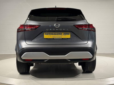 Nissan Qashqai 1.3 DIG-T 140 CV Tekna (4)