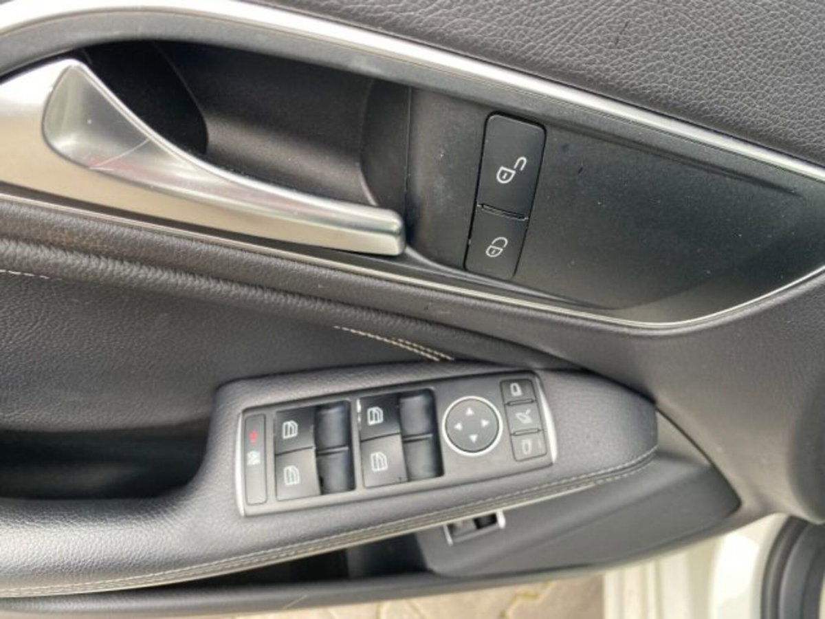 Mercedes-Benz CLA 200 d 4Matic Automatic Sport (14)