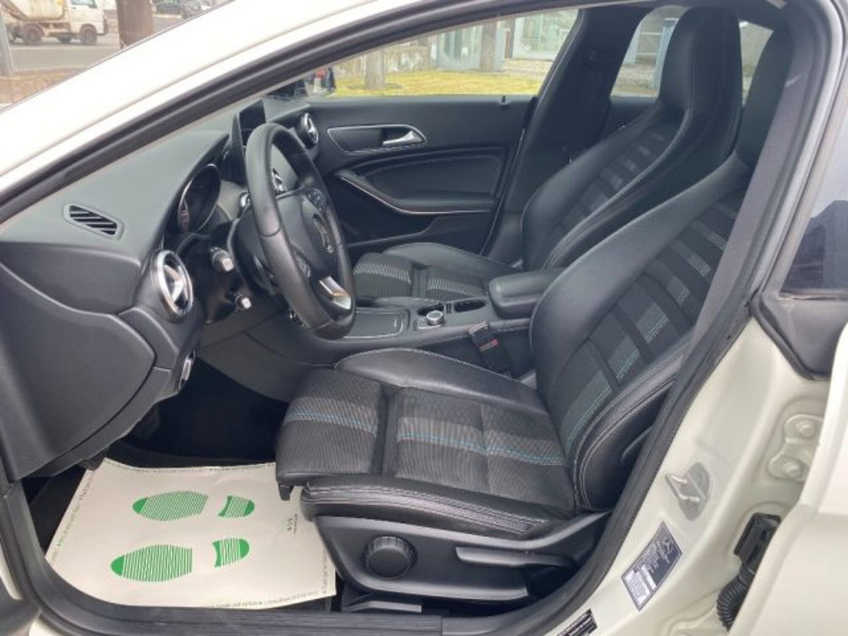 Mercedes-Benz CLA 200 d 4Matic Automatic Sport (6)