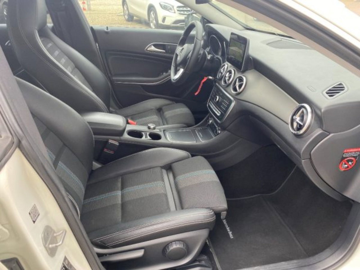 Mercedes-Benz CLA 200 d 4Matic Automatic Sport (8)