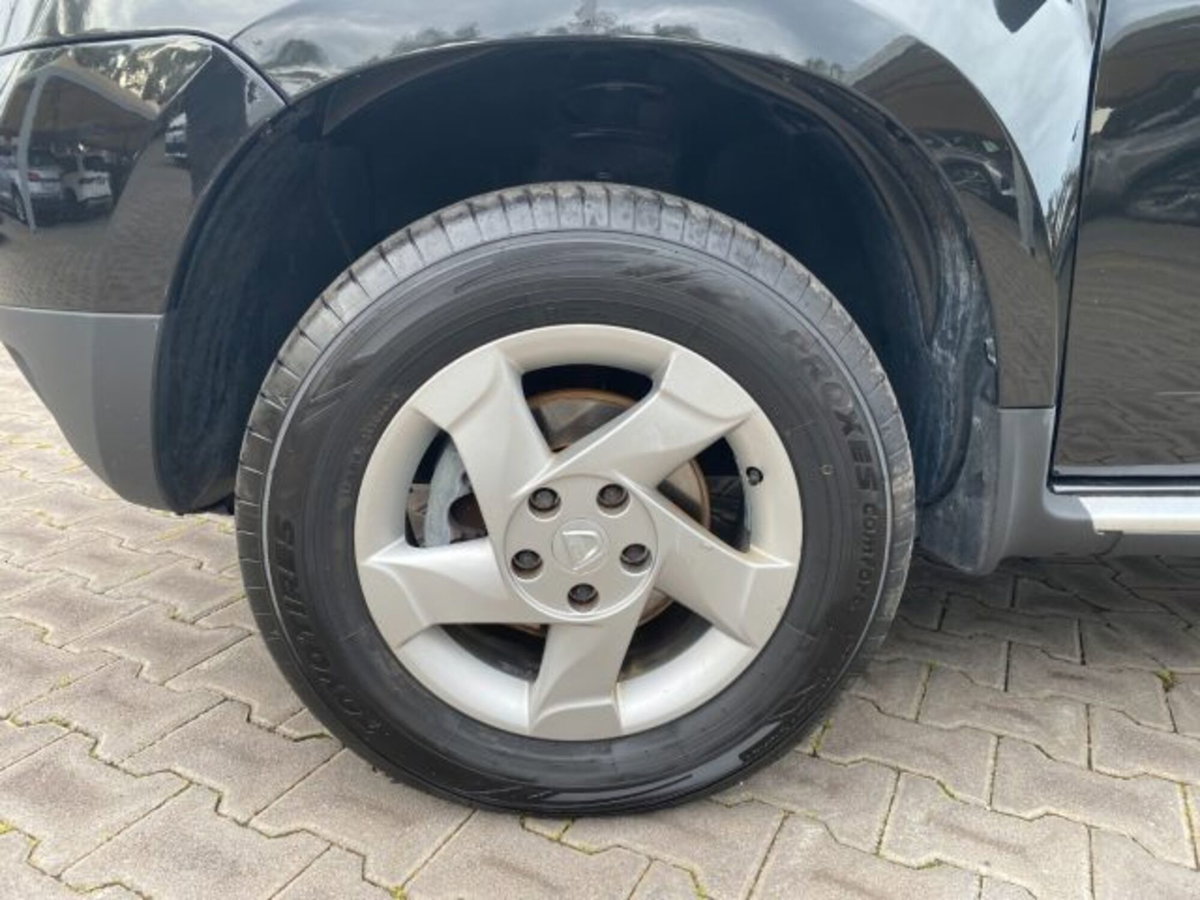 Dacia Duster 1.6 110CV 4x2 (12)