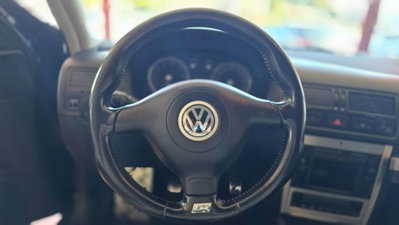 Volkswagen Golf 3.2 V6 cat 3 porte R32 (13)